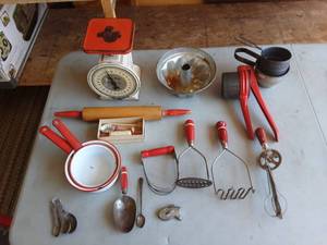 lot 5 image: Vintage Kitchen Utensils
