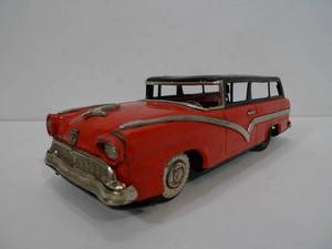 lot 163 image: Vintage Japanese Tin Litho Toy Car