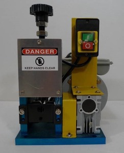 lot 170 image: Heavy Portable Powered Electric Wire Stripping Machine