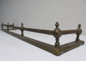 lot 90 image: Antique Brass Fireplace Fender Rail