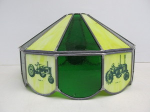lot 128 image: Vintage Slag Glass JOHN DEERE Advertising Lamp Shade