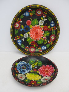 lot 139 image: 2 Vintage Hand Painted Wood Serving Bowls