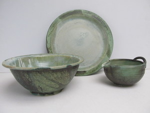 lot 202 image: Large Signed Alaskan Green Studio Art Pottery 
