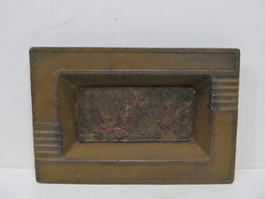 lot 221 image: Large Antique Cast Metal Ashtray