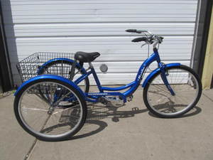 lot 260 image: Like-New SCHWINN Meridian 3-Wheel Adult Tricycle Bike