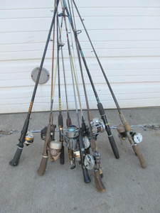 lot 267 image: Large Lot of fishing Rods wReels