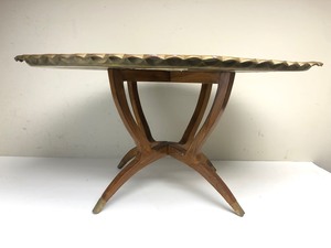 lot 276 image: Vintage Mid Century Brass Top Folding Spider Leg Coffee Table