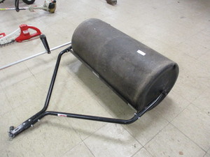 lot 6 image: Lawn Roller