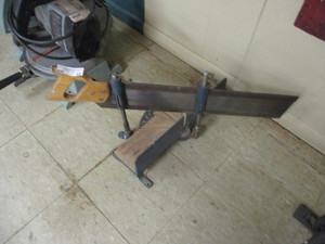 lot 52 image: Miter Saw