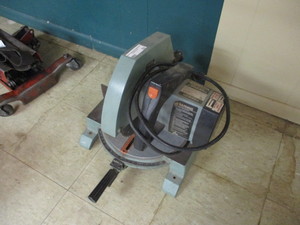lot 53 image: Delta Power Miter Saw
