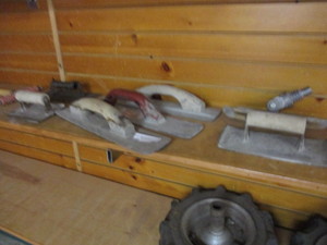 lot 68 image: Trowels