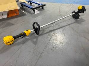 lot 73 image: DEWALT 20-Volt Electric Cordless String Trimmer (Tool Only)