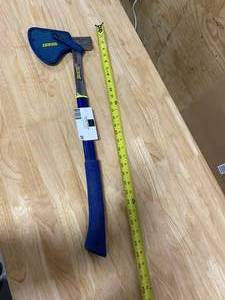 lot 26 image: ESTWING 29 Axe