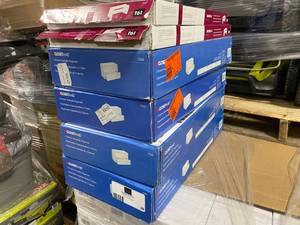 lot 39 image: CLOSETMAID - Lot of 6 items - 4 Drawer systems, 2 shelves.