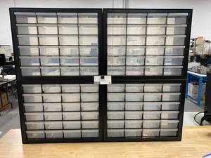 lot 44 image: Lot of 4 Parts trays