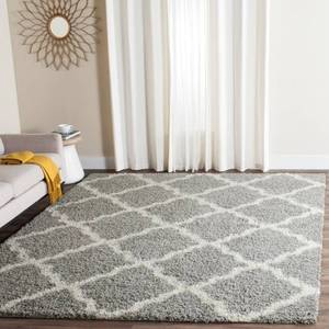 lot 29 image: SAFAVIEH Dallas Shag GrayIvory 8 x 10 Area Rug