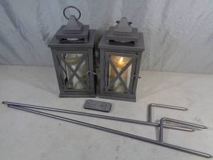 lot 152 image: Pair of Luminara Flameless Candles with Lanterns