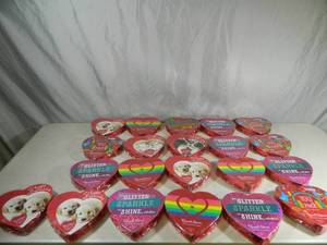 lot 51 image: 21 New Boxes of Russell Stover Chocolates