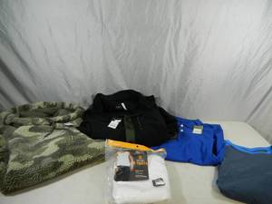 lot 76 image: Lot of Mens Small Clothing