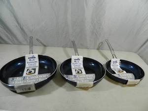 lot 89 image: 3 New Blue Sapphire Ceramic Coated Fry Pans