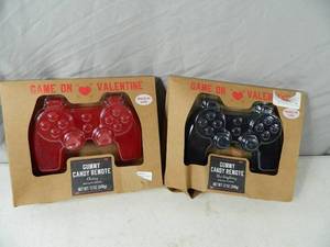 lot 107 image: 2 New Large Gummy Candy Remotes