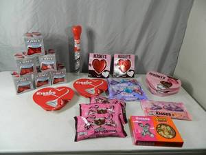 lot 120 image: Large Assortment of Hershey Candy