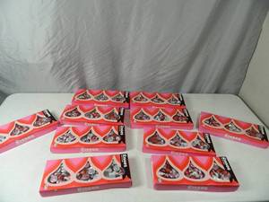 lot 123 image: 10 New Boxes of Hershey Kisses