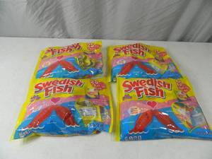 lot 129 image: 4 New Large Bags of Swedish Fish