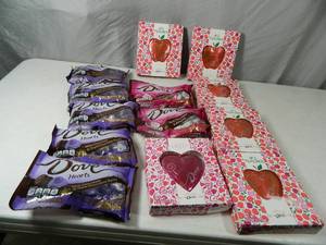 lot 140 image: New Dove Chocolates