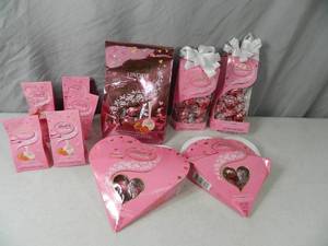 lot 142 image: New Lindt Lindor Truffles