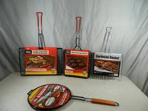 lot 187 image: 4 New Grilling Baskets