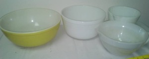 lot 174 image: 2 - Pyrex, fire King and more.