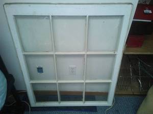 lot 192 image: 9 pane vintage Wood Window.