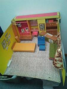 lot 229 image: Barbie Dream House with Furniture