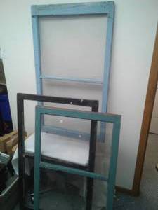 lot 234 image: 2 vintage windows, I screen.