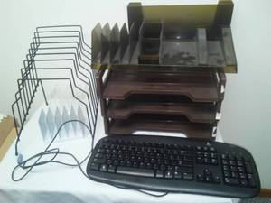 lot 247 image: office organizers & keyboard in a tote