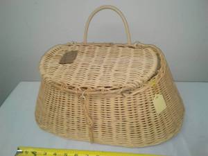 lot 273 image: Trout Basket - raw wicker - Like new
