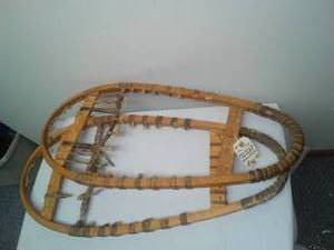 lot 275 image: Snow Rider Snowshoes  Vintage