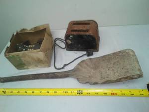 lot 277 image: Vintage Texas Barn Find Dominoes, Toy toaster, fireplace shovel.