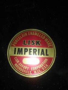 lot 311 image: New Lusk Imperial Enamel Ware fry pan