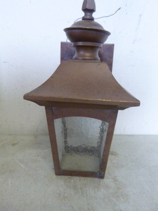 lot 37 image: Outdoor Wall Light