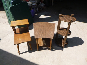 lot 60 image: 3 End Tables