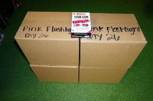 lot 11 image: 100 NEW Diablo Pink Flashlight Stun Guns