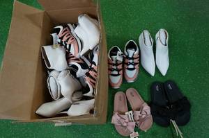 lot 44 image: Ladies Shoes