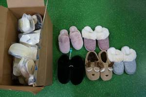 lot 45 image: Slippers