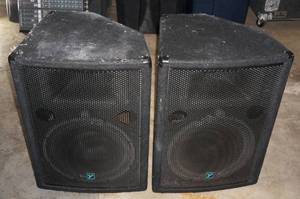 lot 13 image: Pair Yorkville YX15 Speaker Monitors