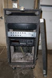 lot 22 image: Rack Mount Road Case with Components