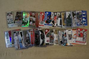 lot 61 image: Hockey Cards - Autographs, Jerseys, Numbered