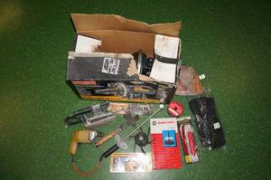 lot 89 image: Craftsman Shallow Well Pump and Misc Tools