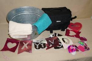 lot 115 image: Photography Props and Accessories